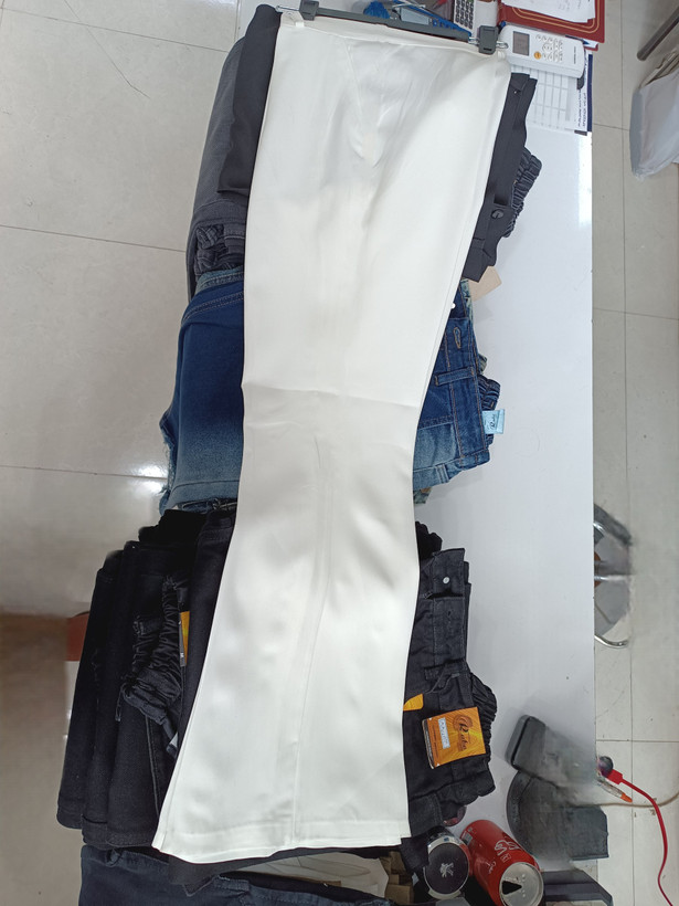 شلوار پارچه ای بوتکات پارچه کرپ قد ۱۰۵ کمرخور مجلسی